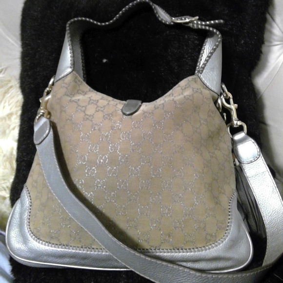 Gucci "New Jackie" Medium Shoulder Bag - Picture 4 of 9